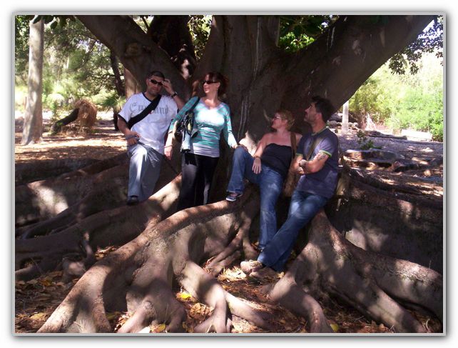 DJ SJ Stuart & Karen at Perth Zoo Feb 16th 2007 1